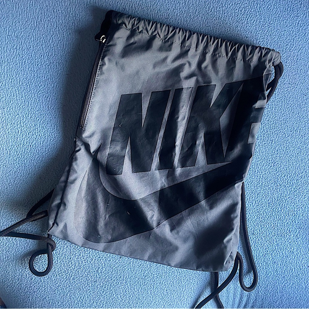 Nike Gray Black Drawstring Bag